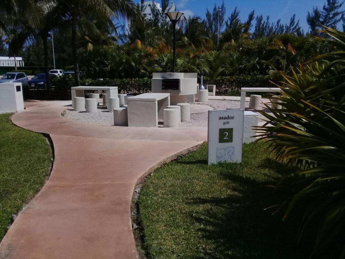 Swim The Caribbean & Work With A View Leilighet Cancún Eksteriør bilde