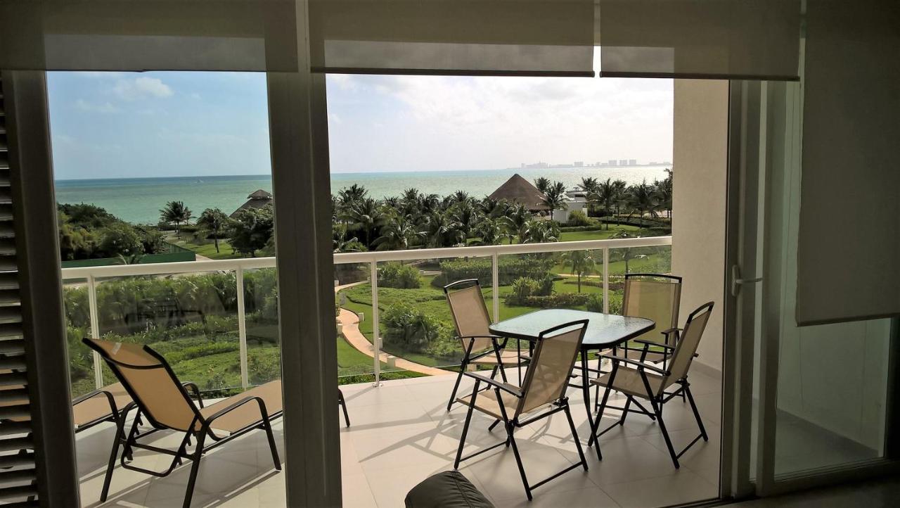 Swim The Caribbean & Work With A View Leilighet Cancún Eksteriør bilde
